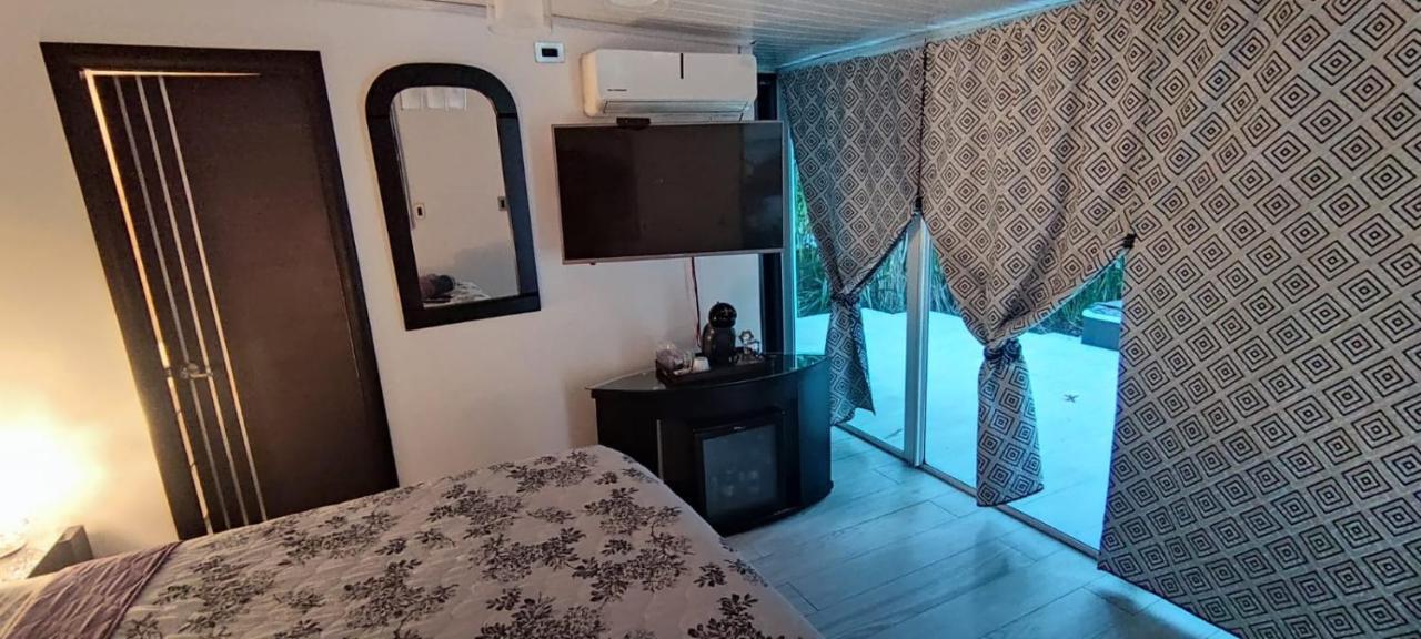 La Romantica Bed & Breakfast Contadora Island Ngoại thất bức ảnh