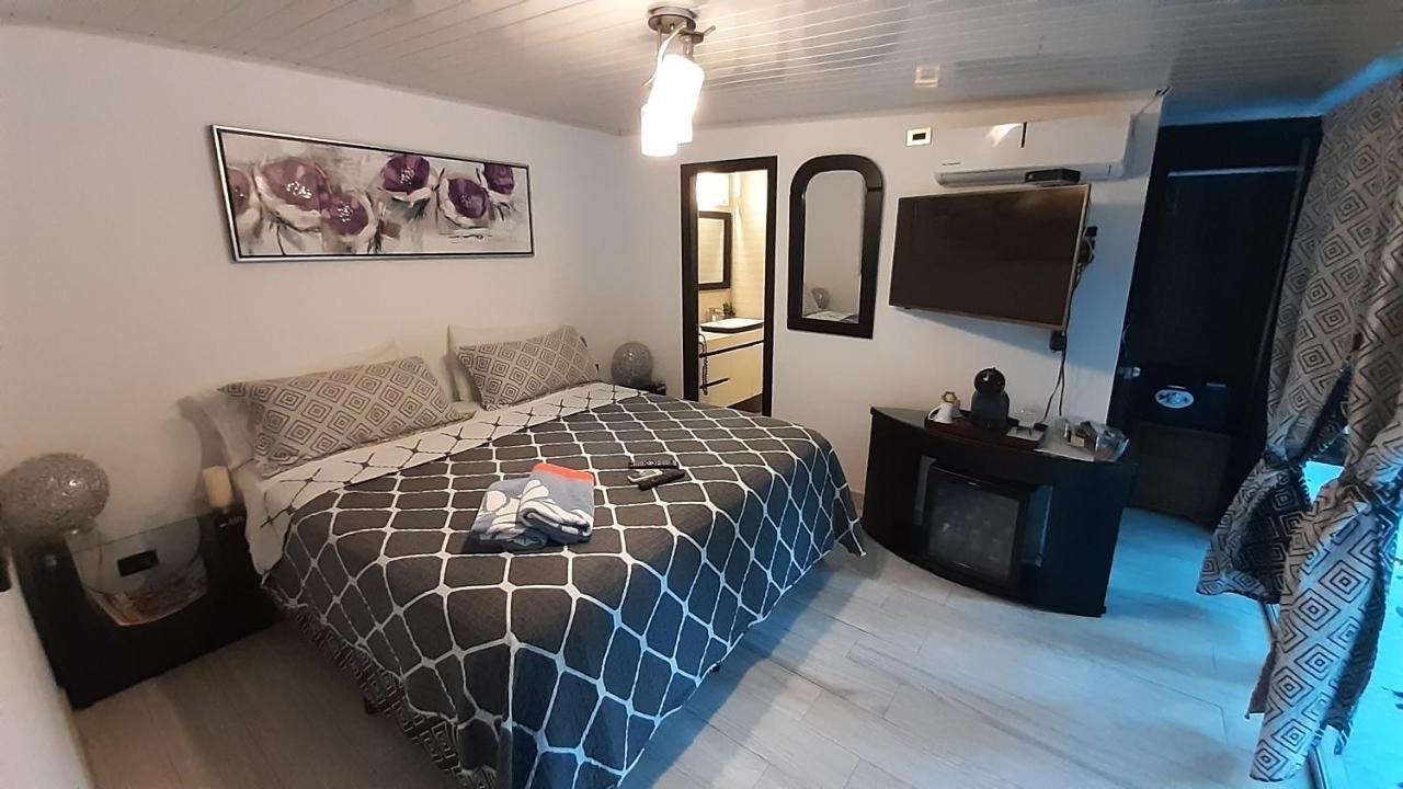La Romantica Bed & Breakfast Contadora Island Ngoại thất bức ảnh